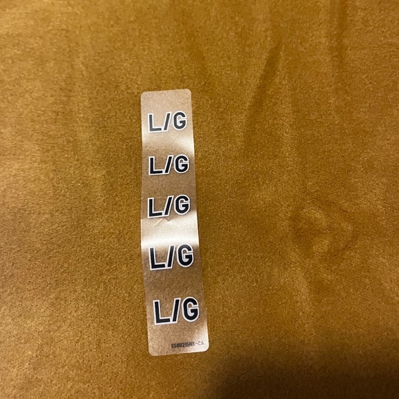 Uniqlo yellow mustard Heattech fleece turtleneck long sleeve sweater NWT - Picture 3 of 8